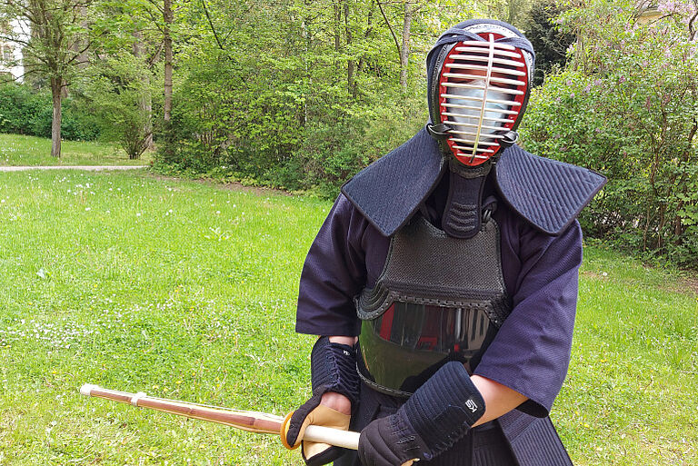 Fabian in seiner Kendo-Ausrüstung Fabian in seiner Kendo-Ausrüstung