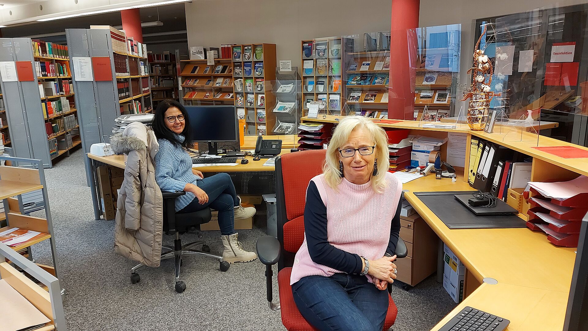 Mitarbeiterinnen der Bibliothek