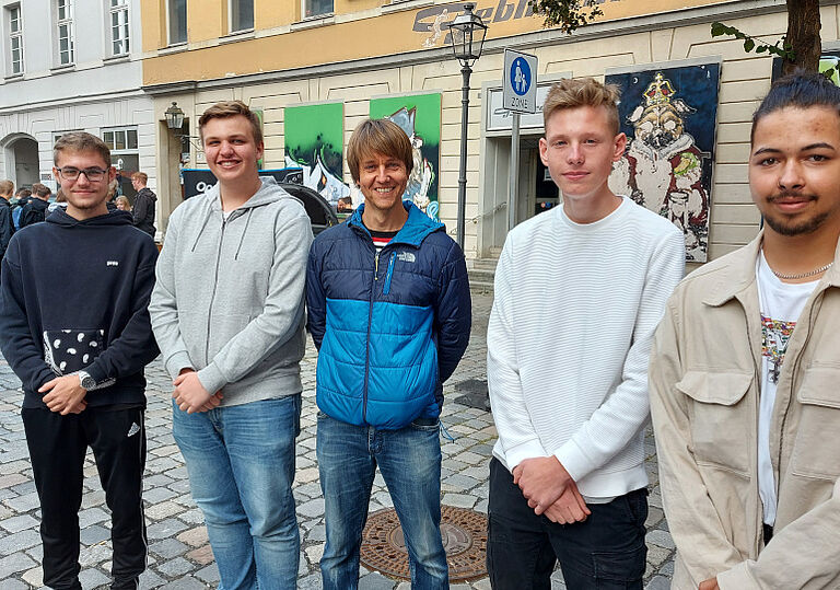 Wiedersehen mit ehemaligen Schülern