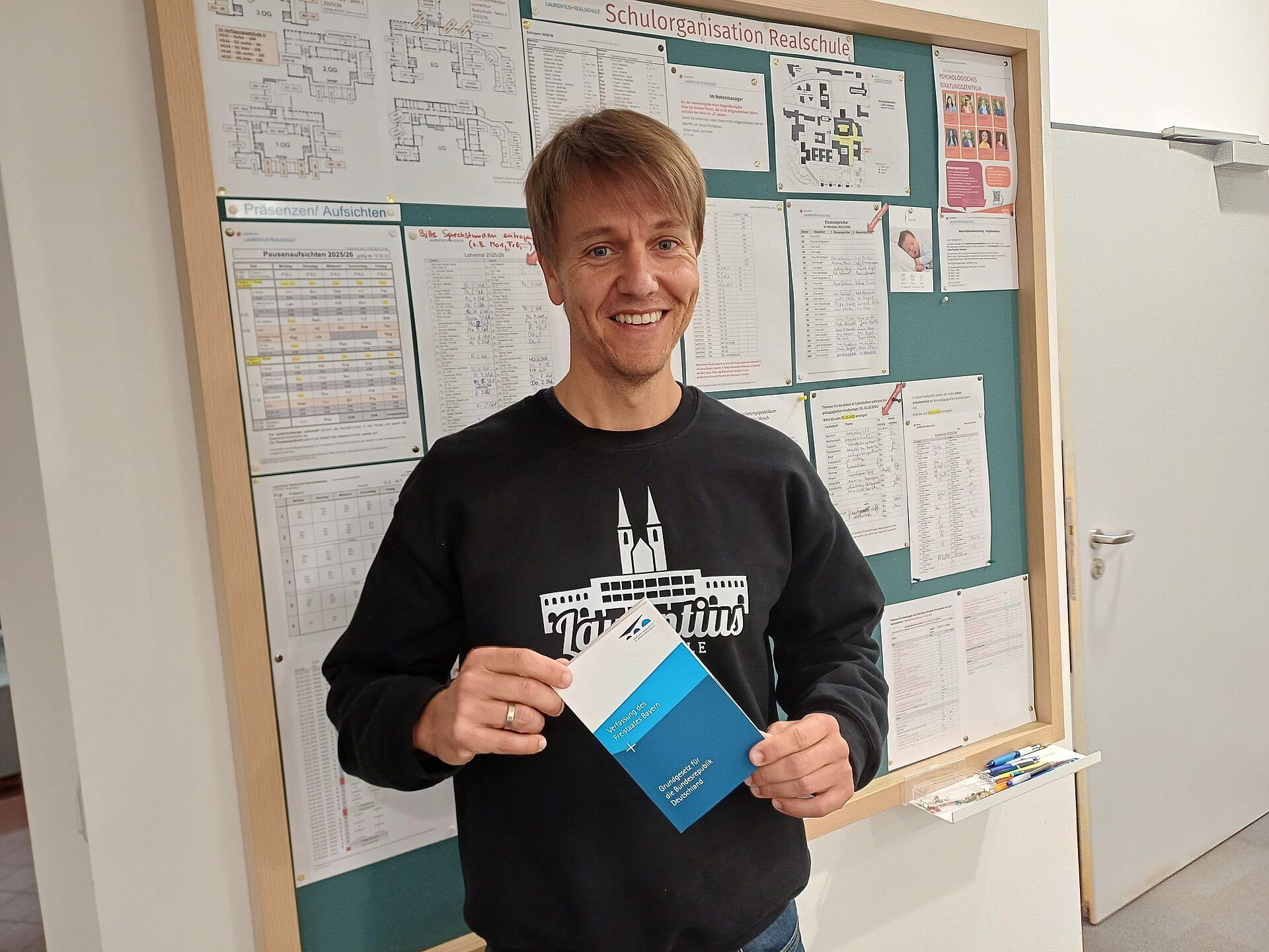 Gemeinsam für Demokratie – Die Verfassungsviertelstunde geht ins zweite Jahr