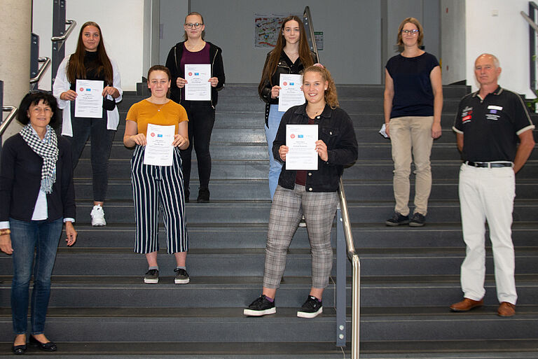 Fünf Schülerinnen erhalten Zertifikat 		von  Special Olympics Deutschland