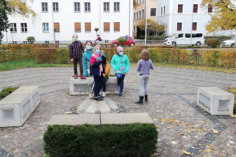 Spiele im Freien im Ganztagsunterricht Spiele im Freien im Ganztagsunterricht