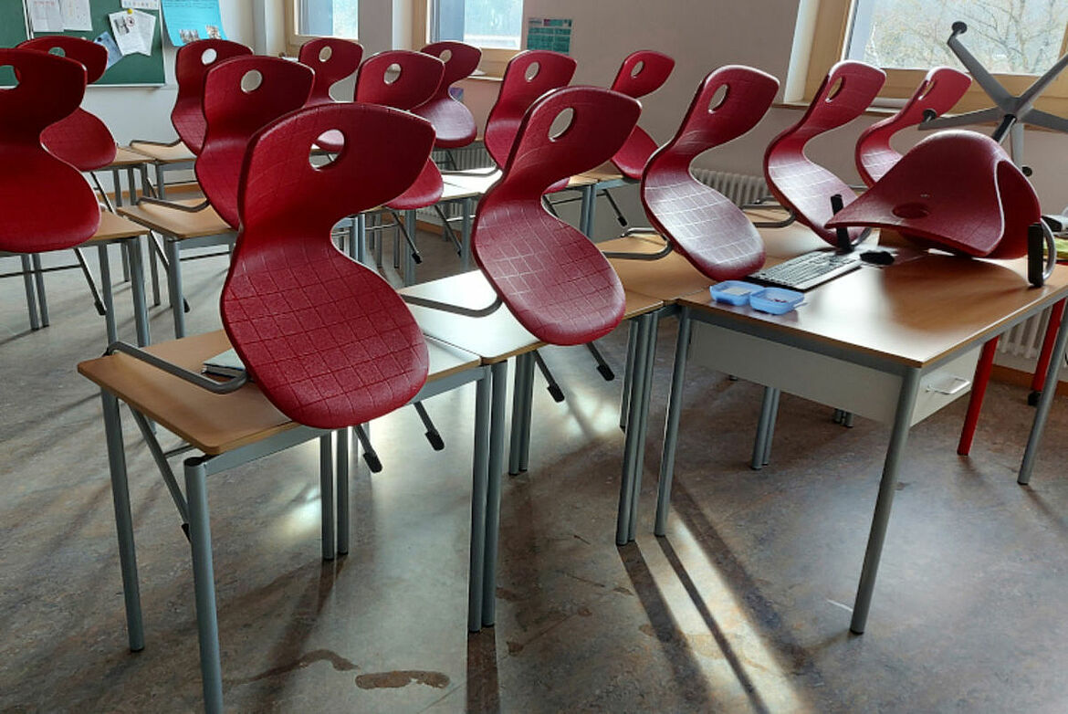 Ein aufgeräumtes Klassenzimmer