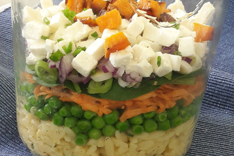Nudelsalat im Glas Nudelsalat im Glas