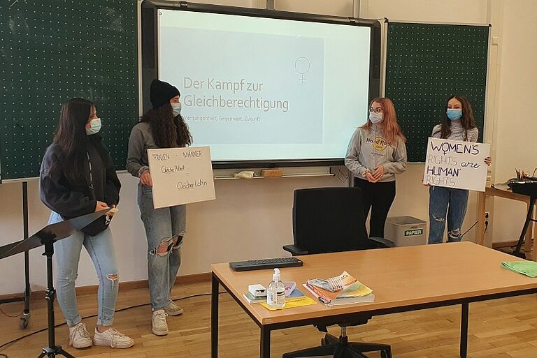 Die Entwicklung der Frauenrecht Die Entwicklung der Frauenrecht