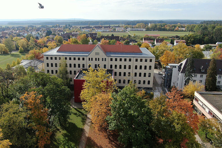 Unsere Schule von oben