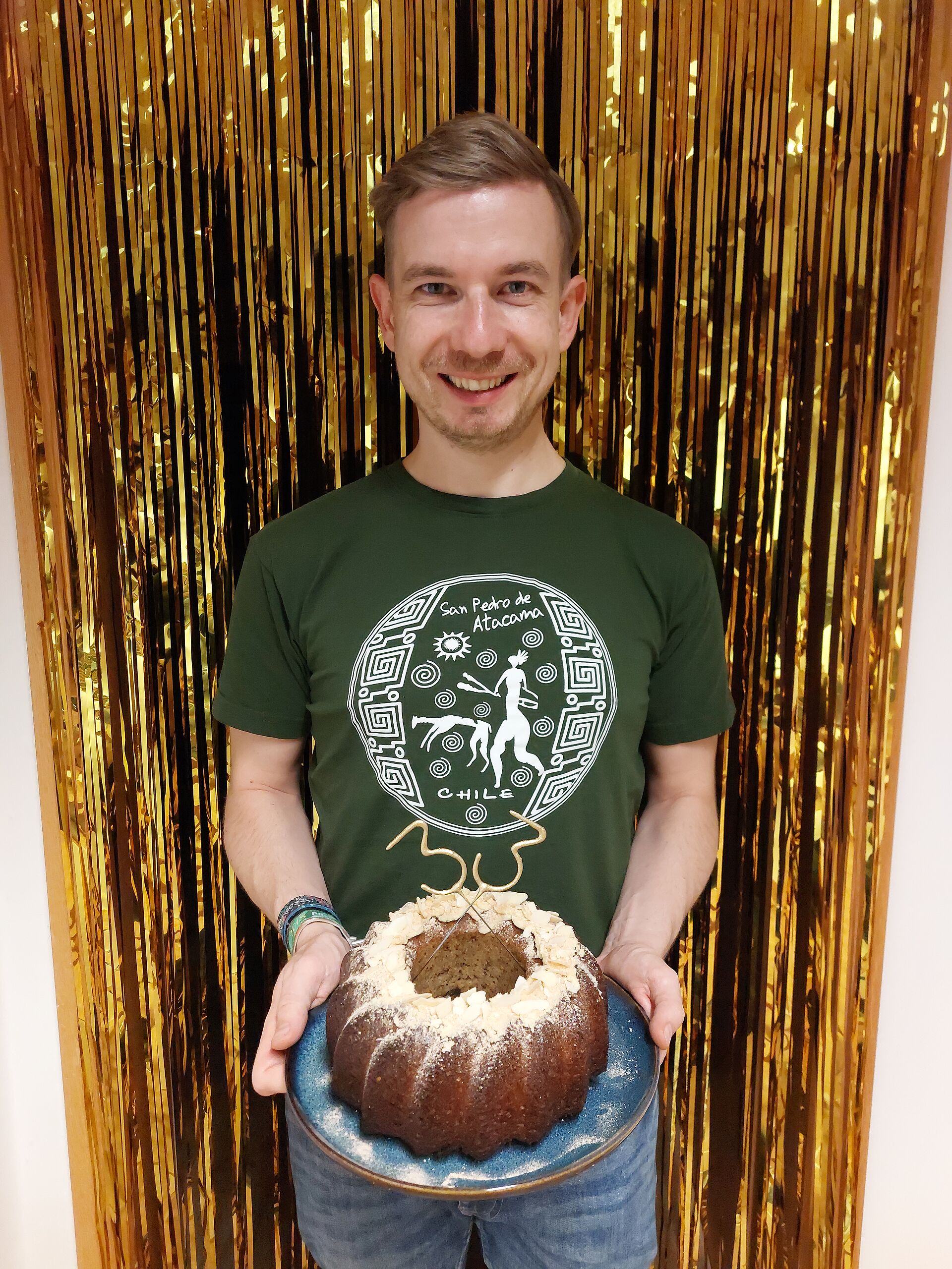Ich verabschiede mich mit einem tränendem Auge - unser Kollege Tobias Löffler verlässt uns.