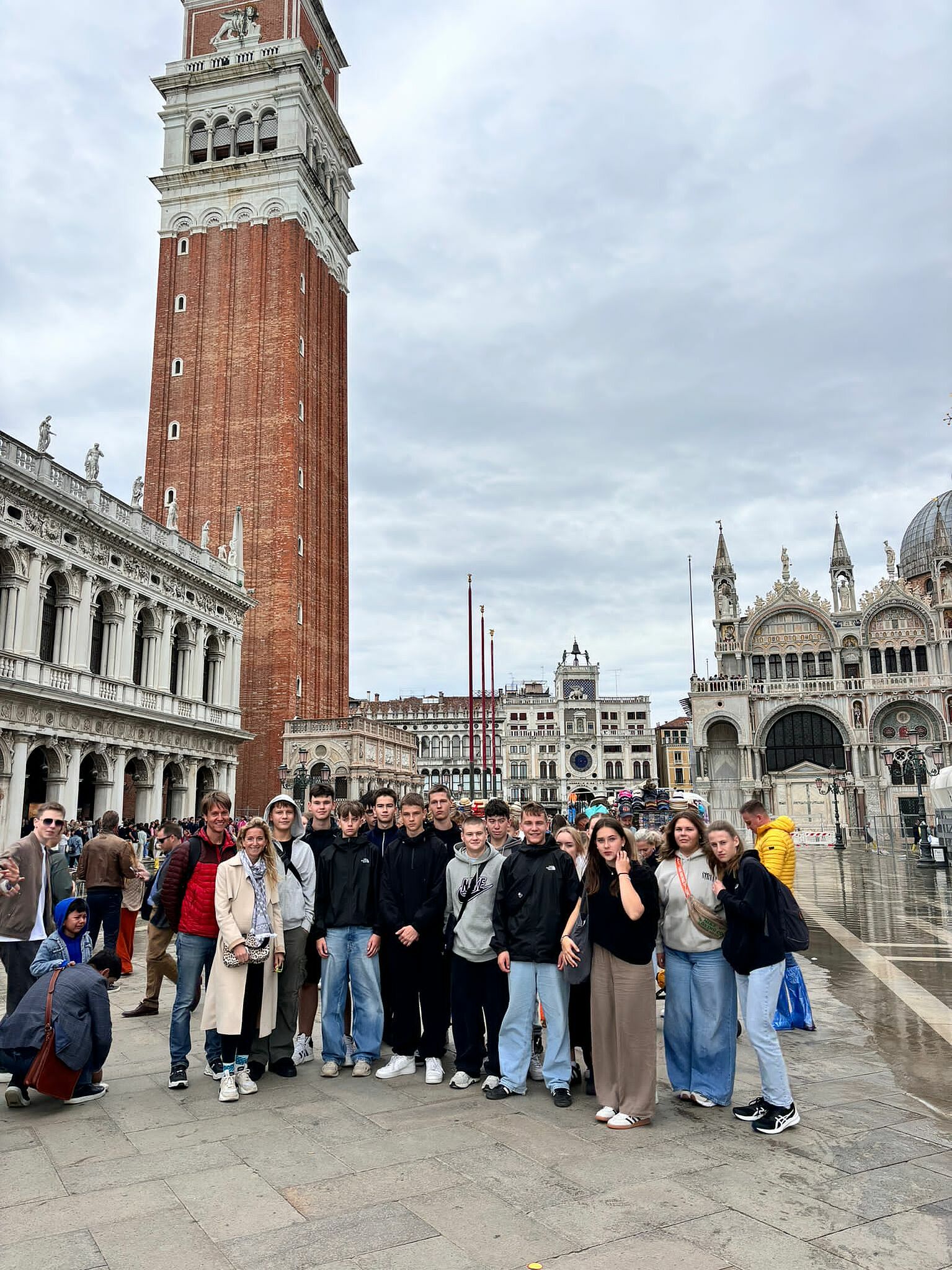 Auf dem Markusplatz in Venedig