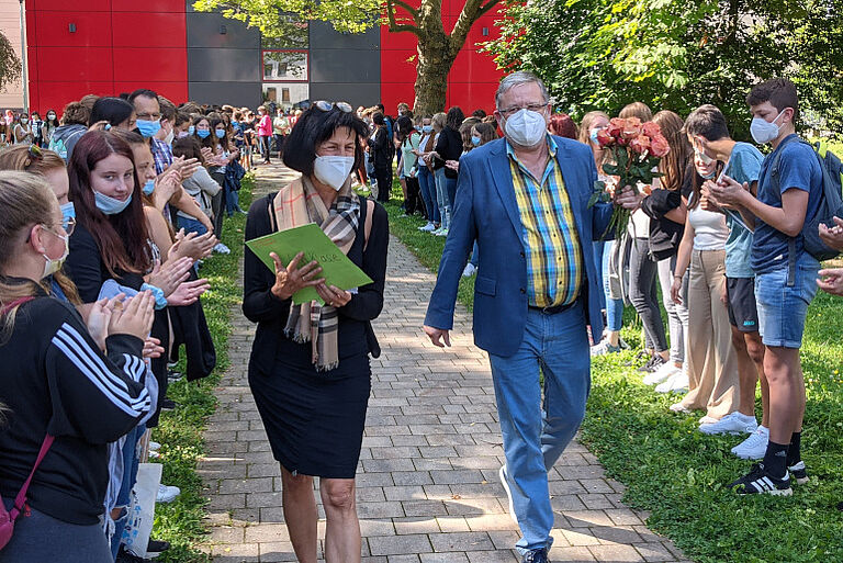 Alle Schüler verabschieden sich von Herrn Türck