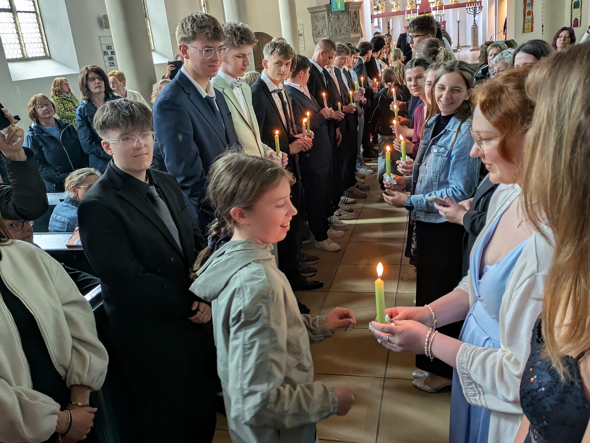 Segnungsgottesdienst für die Abschlussklassen – Ein Moment voller Zuversicht