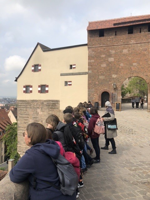 Am Aussichtspunkt der Kaiserburg